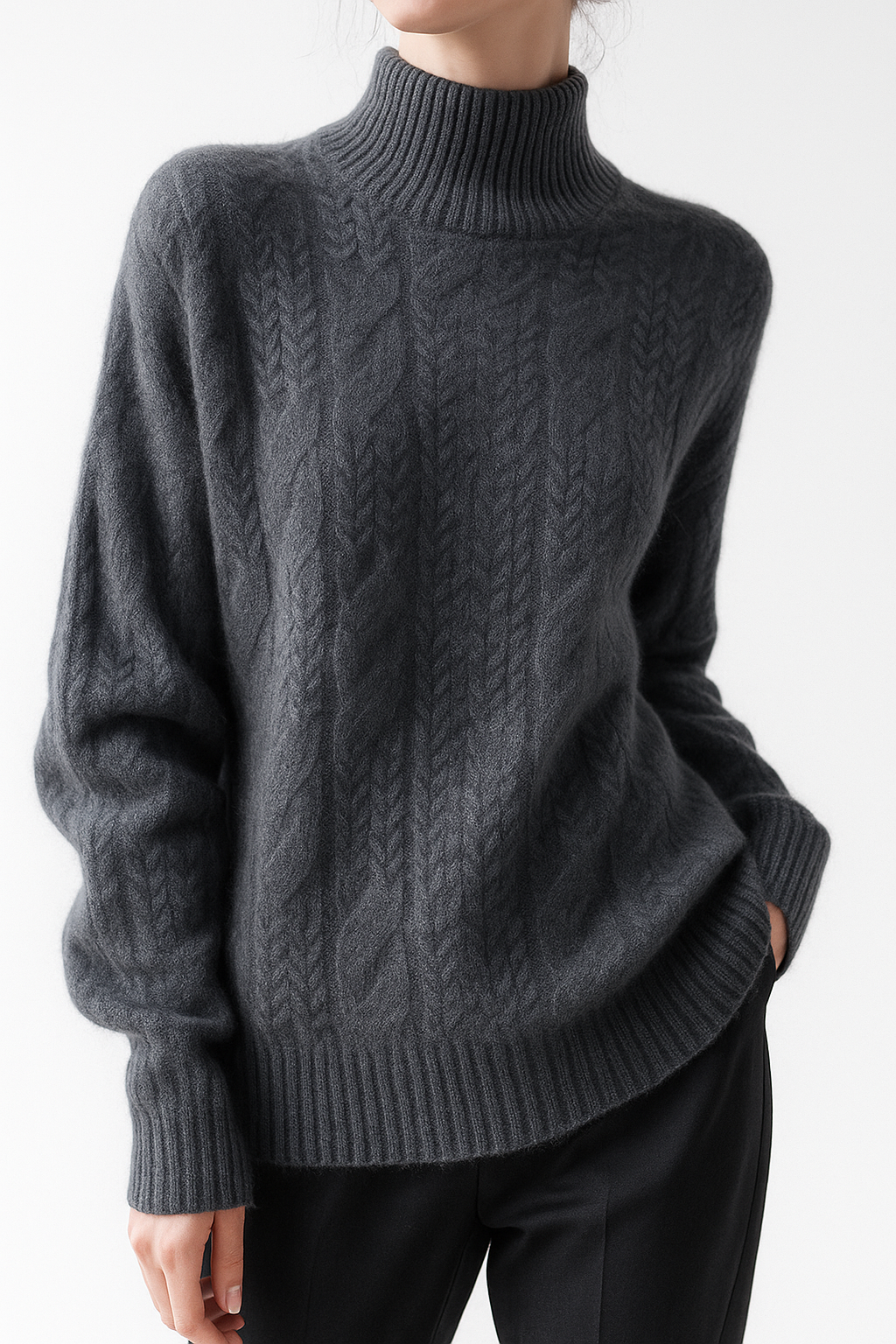 Cable Knit Sweater in Soft Wool Blend for Cozy Casual Wear - Perfect for Fall and Winter Seasons