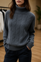 Cable Knit Sweater in Soft Wool Blend for Cozy Casual Wear - Perfect for Fall and Winter Seasons