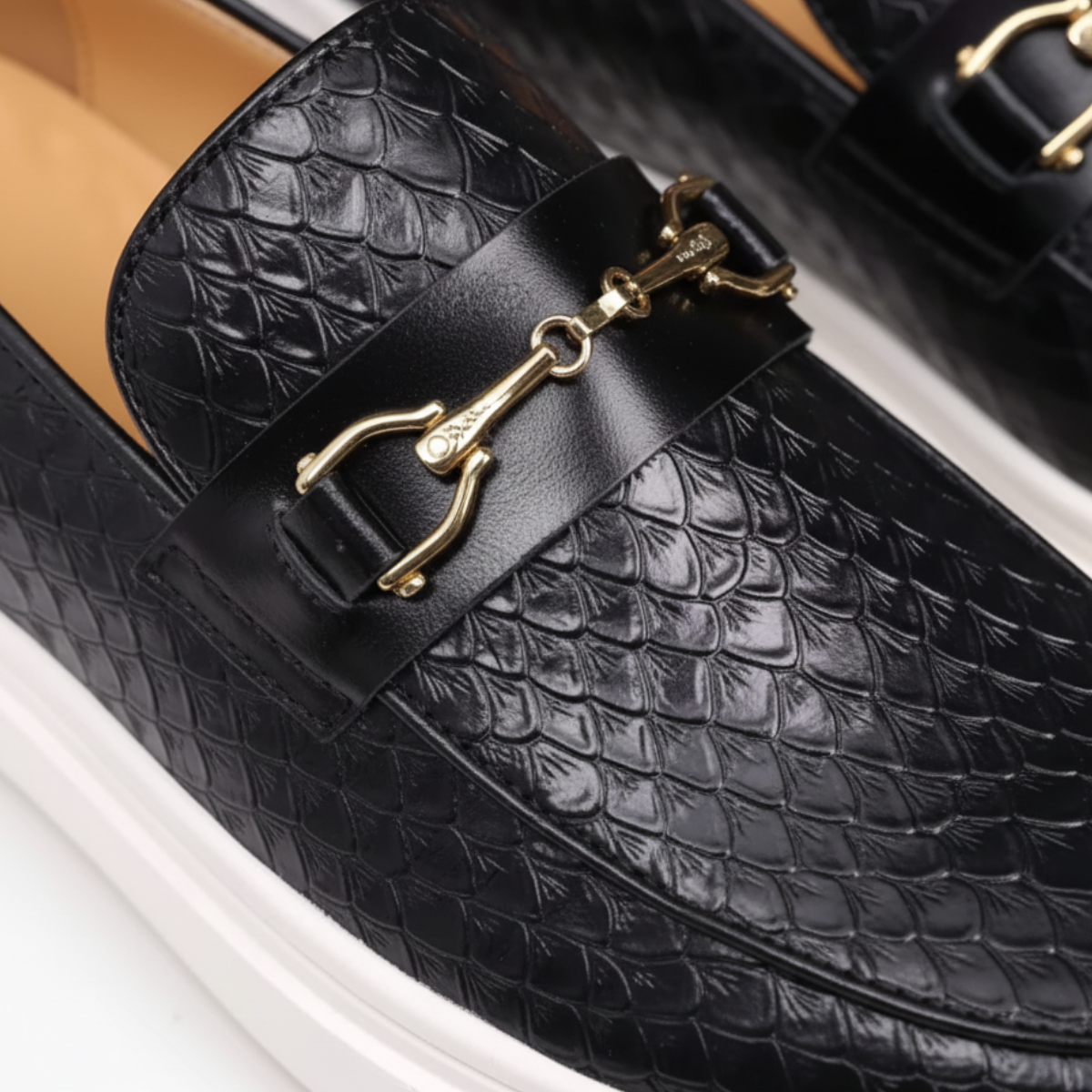 Croc Embossed Leather Loafers for Men - Stylish Casual Footwear for Everyday Wear