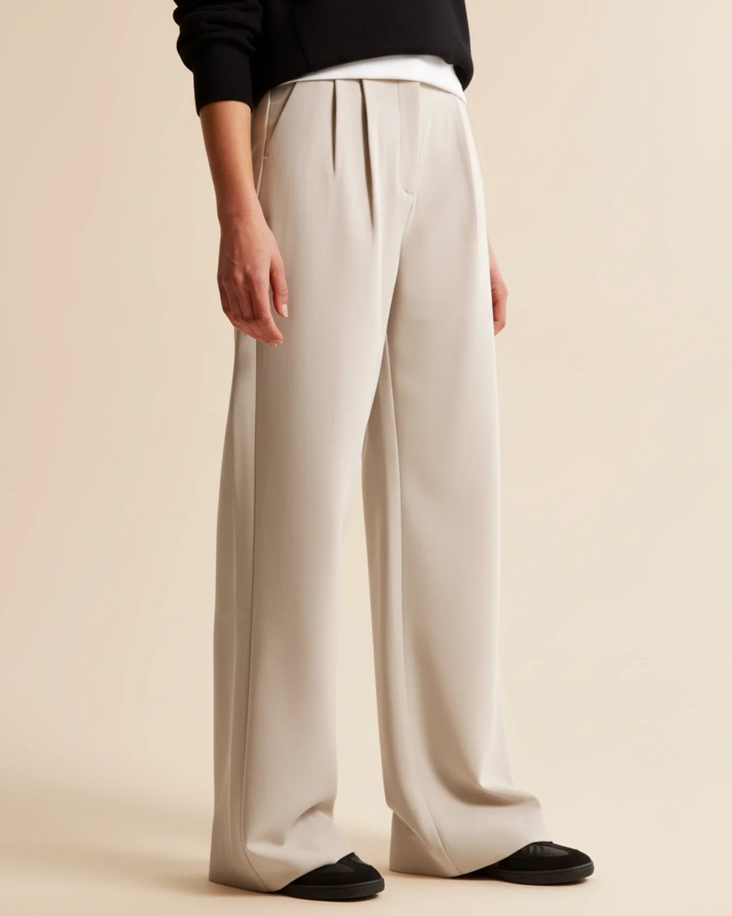 High Waist Pleated Leg Trousers | Tailored Fit | Women's Dress Pants for Office or Casual Wear
