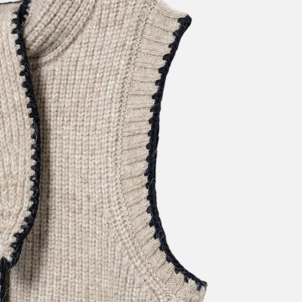 Women's Knitted Vest | Timeless Design | Versatile Layering Piece for Casual or Formal Wear
